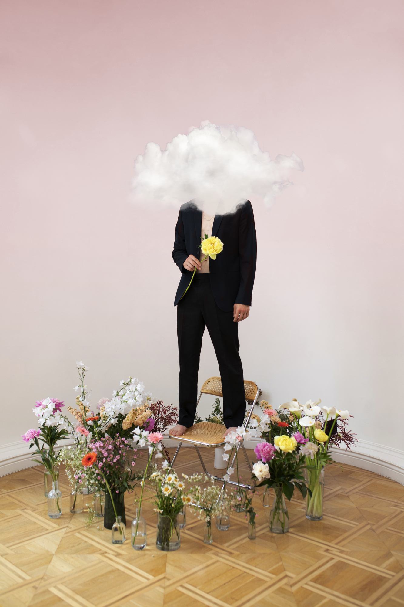 Full-shot-model-posing-with-cloud-shaped-head